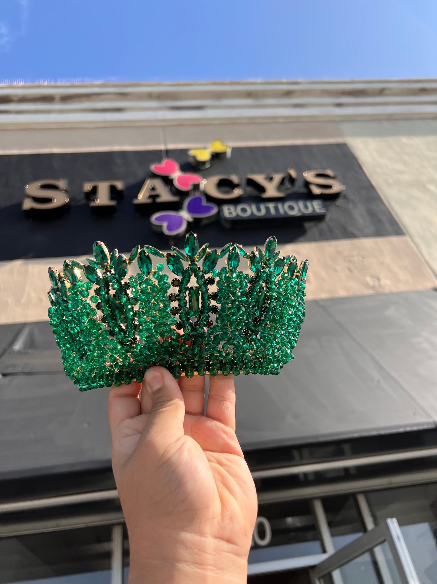 Emerald Green with gold 👑