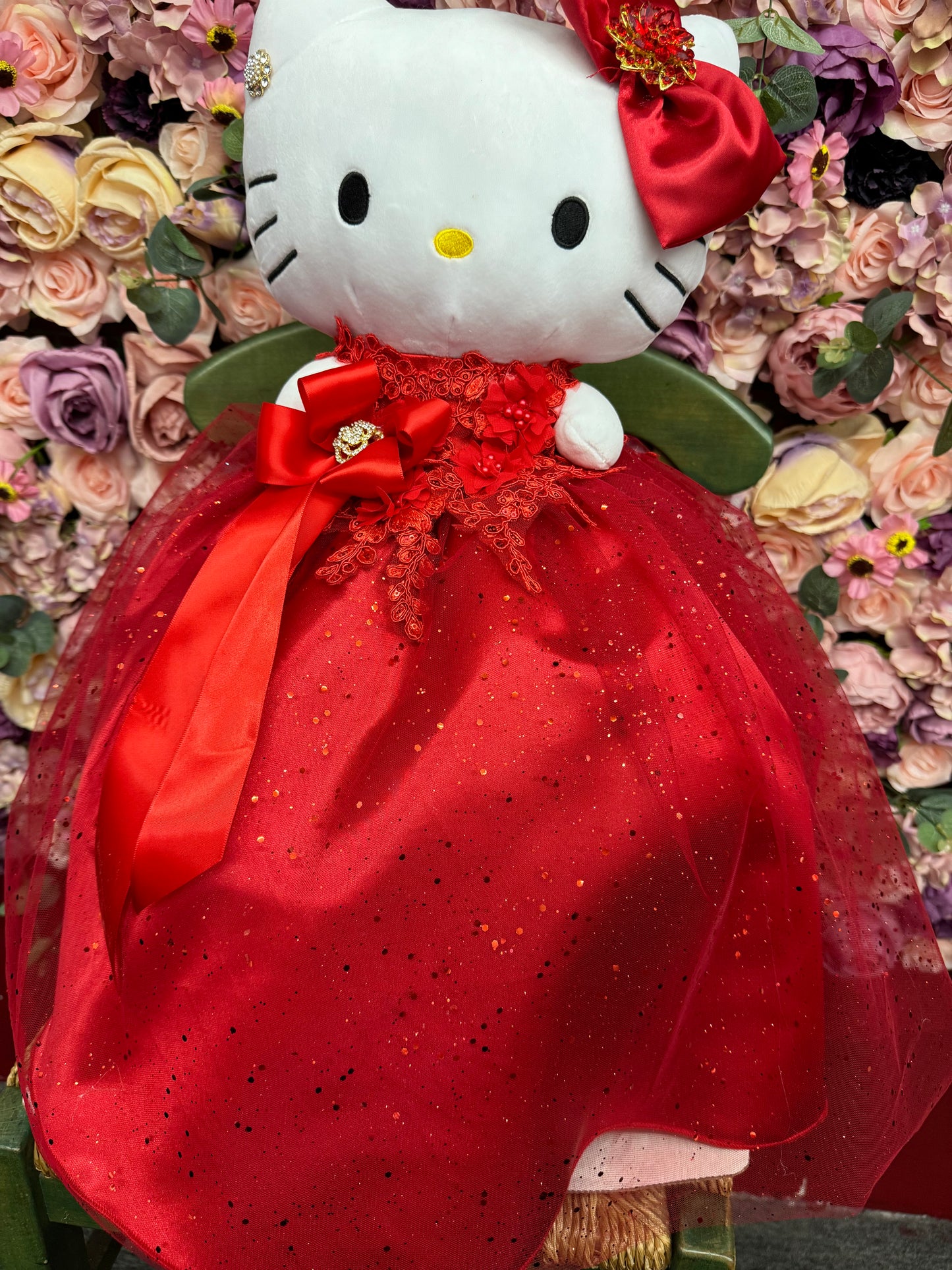 Red hello kitty
