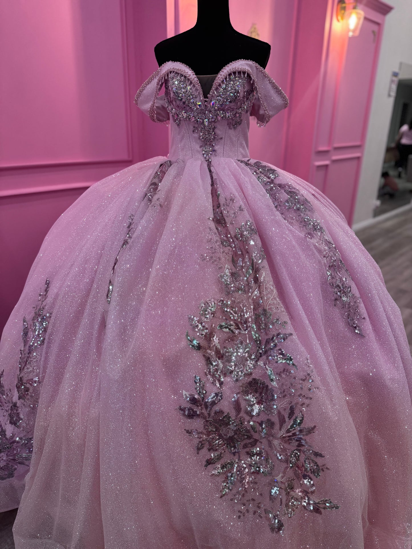 Blush with silver touches dress👗