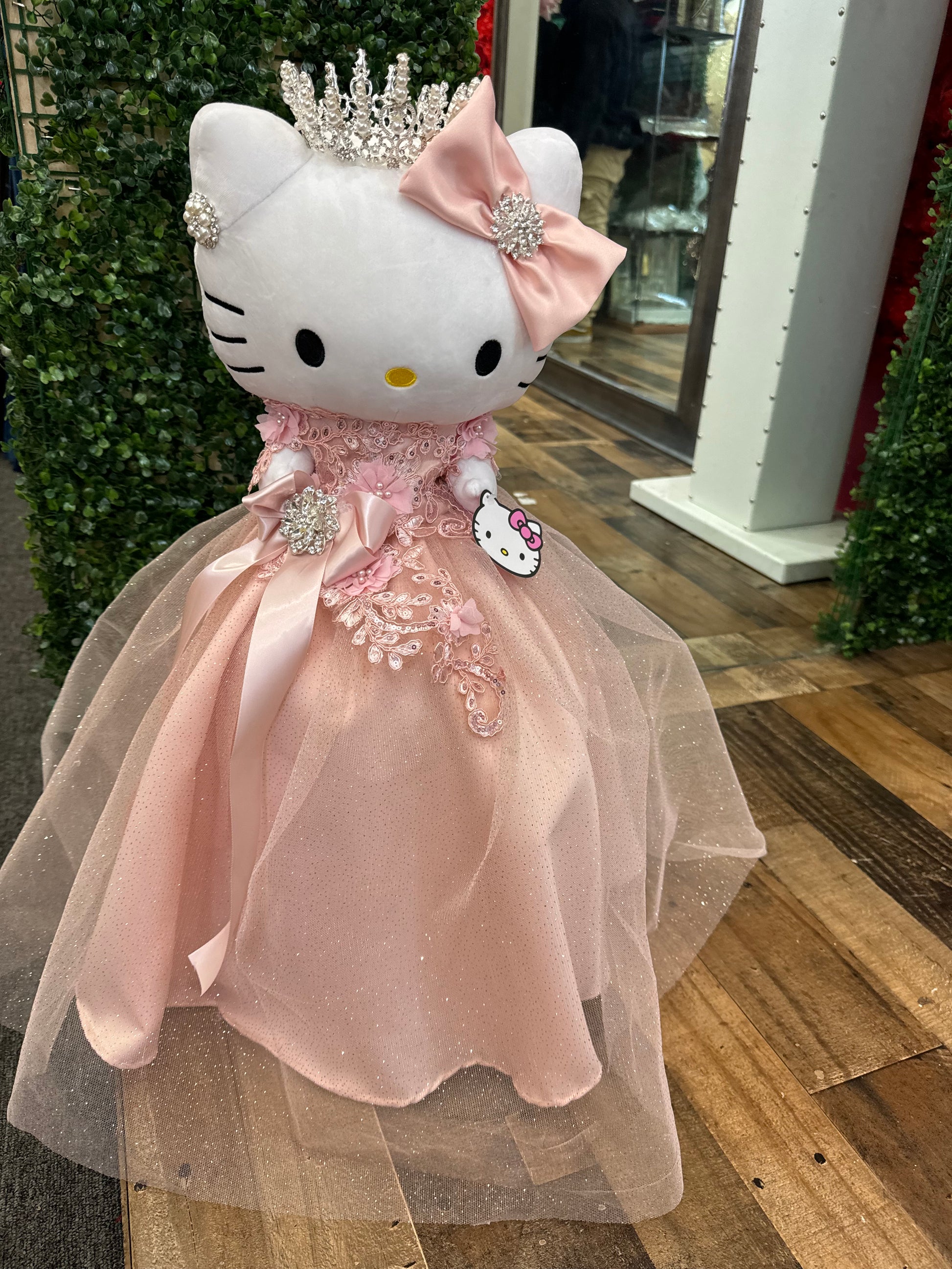 Blush hello kitty Stacy's Boutique Blush hello kitty Stacy's Boutique