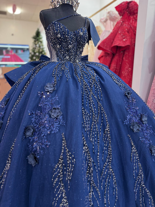 Navy blue dress with silver touches 👗