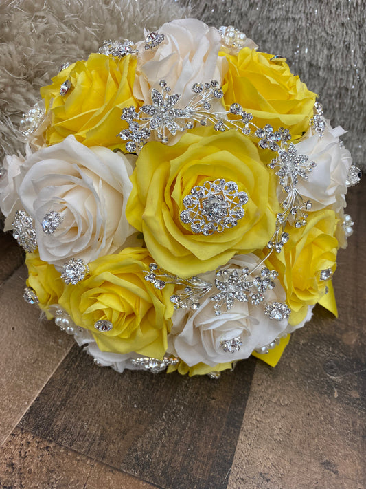 Bouquet yellow with ivory