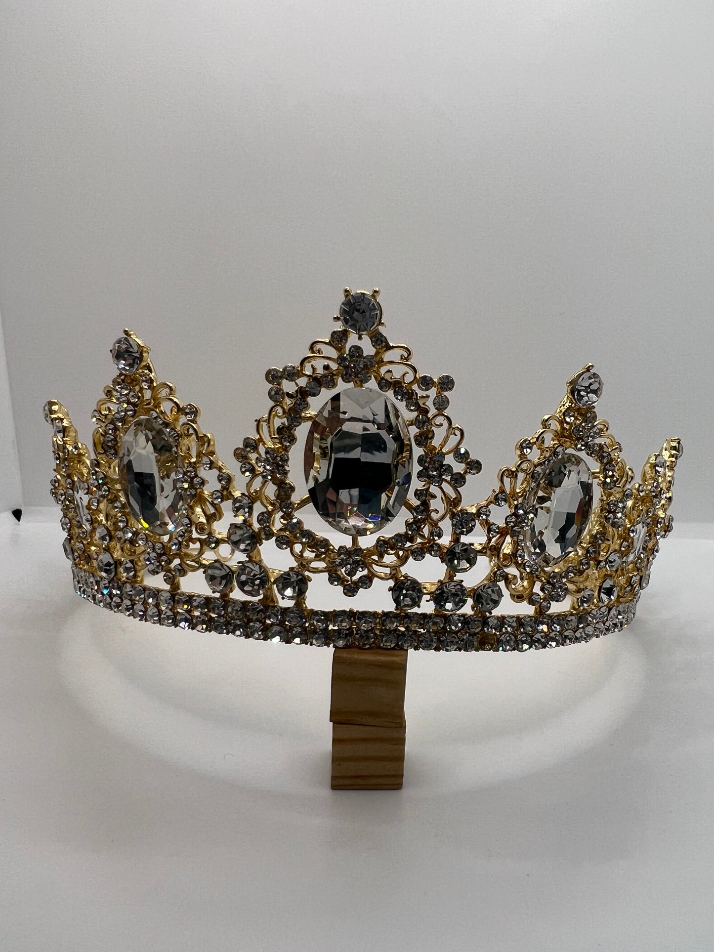 gold crown